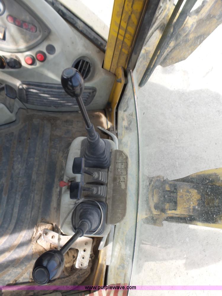 image for item BL9690 Komatsu WB140-2 backhoe