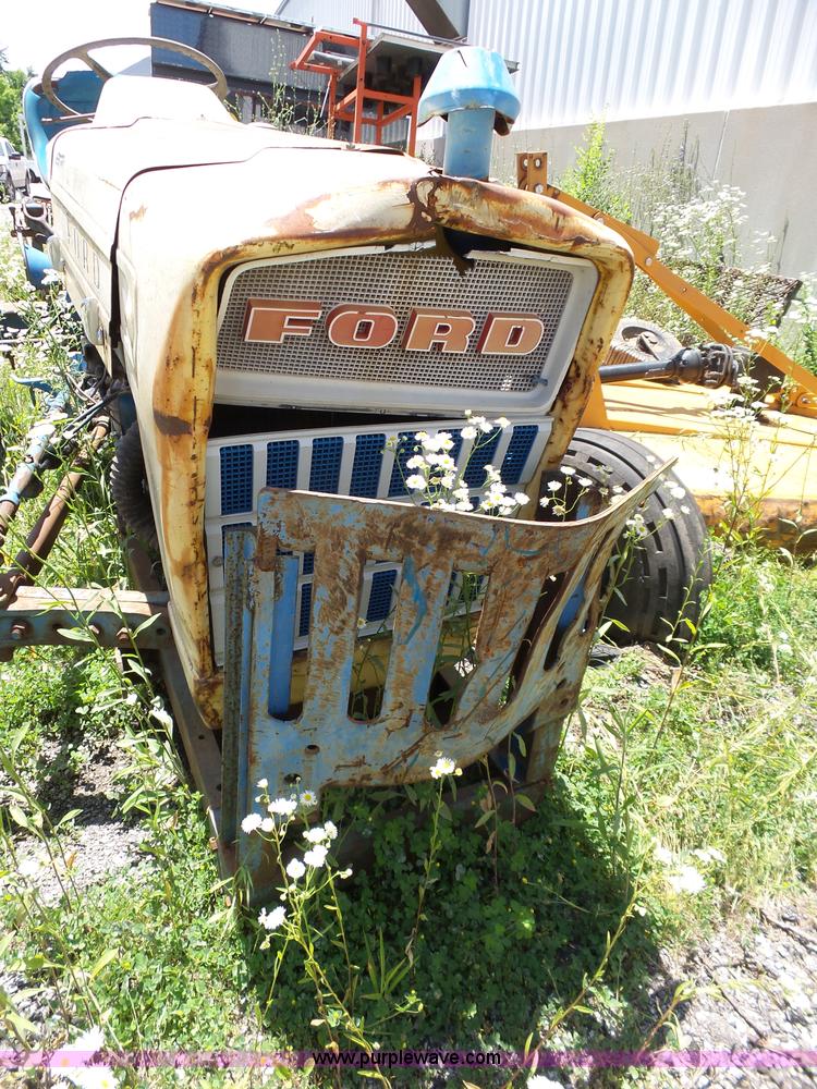image for item BR9157 Ford 4110 tractor