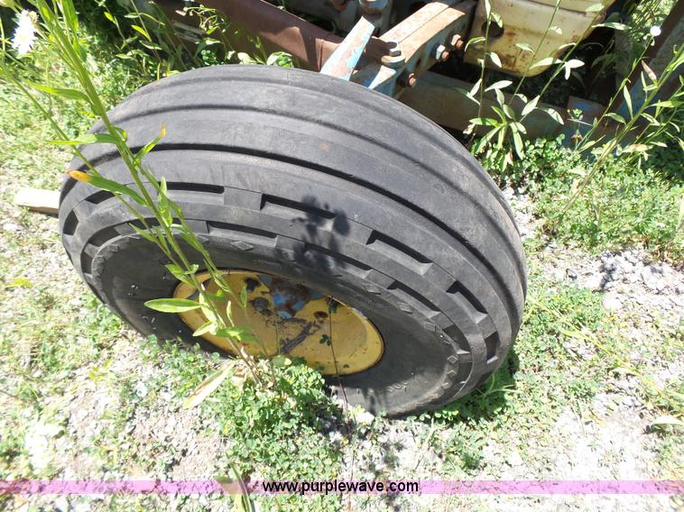 image for item BR9157 Ford 4110 tractor