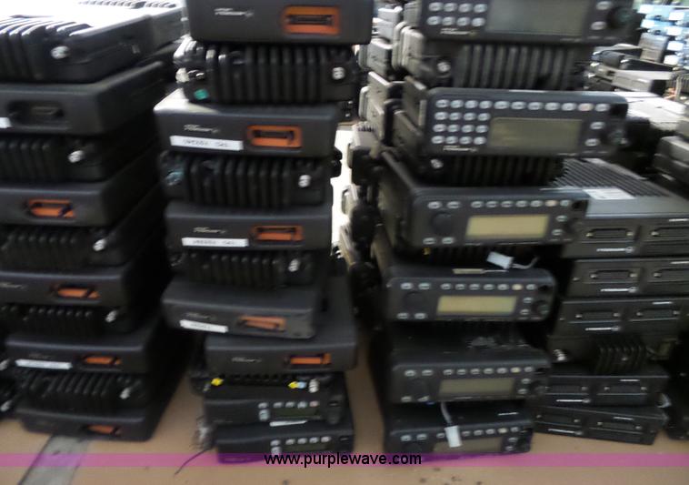 image for item BR9165 Radio equipment, approx 1,500 items