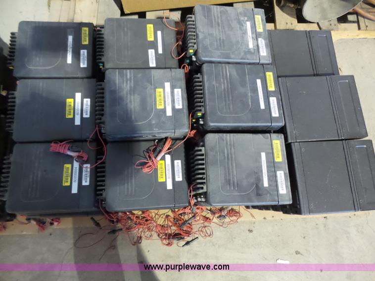 image for item BR9165 Radio equipment, approx 1,500 items