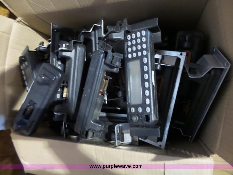 image for item BR9165 Radio equipment, approx 1,500 items