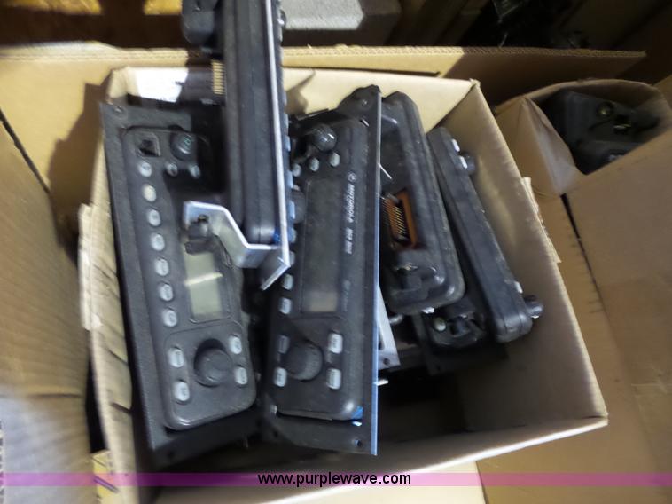 image for item BR9165 Radio equipment, approx 1,500 items