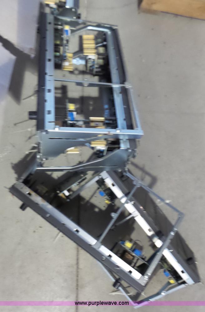 image for item BR9165 Radio equipment, approx 1,500 items