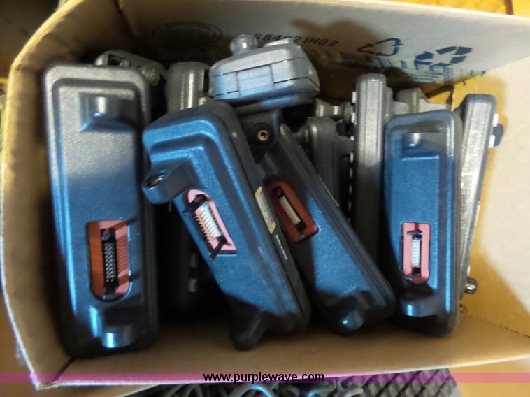 image for item BR9165 Radio equipment, approx 1,500 items