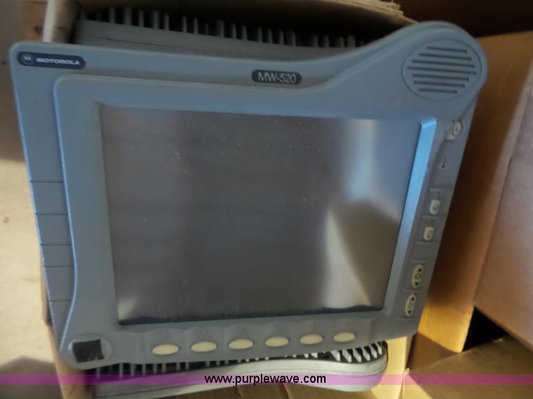 image for item BR9165 Radio equipment, approx 1,500 items