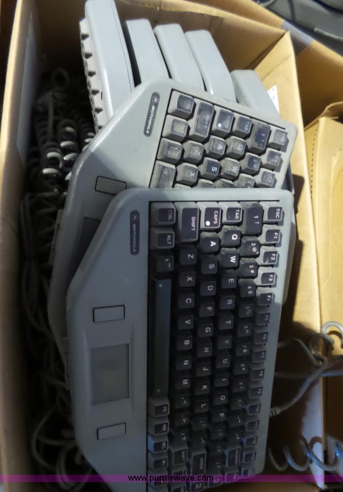 image for item BR9165 Radio equipment, approx 1,500 items