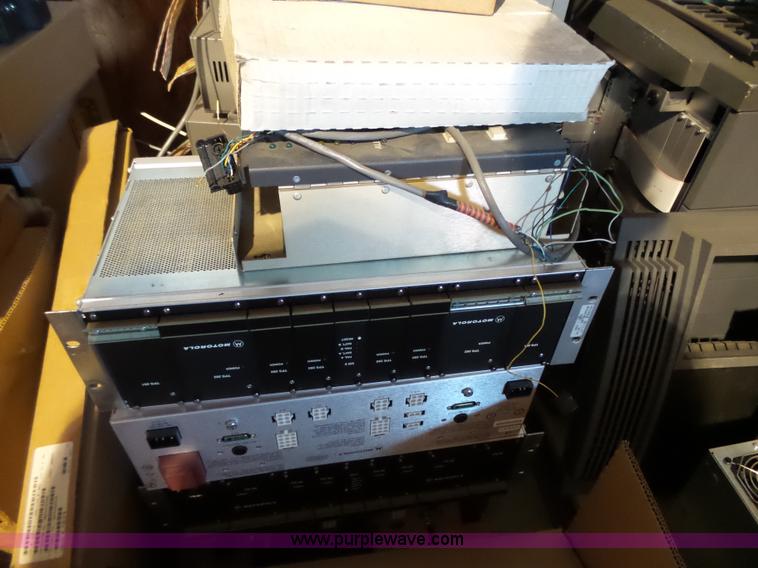 image for item BR9165 Radio equipment, approx 1,500 items