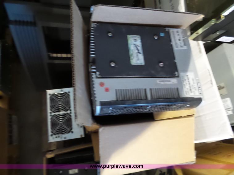 image for item BR9165 Radio equipment, approx 1,500 items