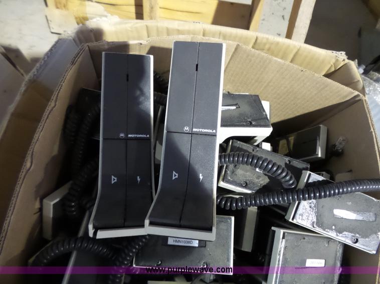 image for item BR9165 Radio equipment, approx 1,500 items