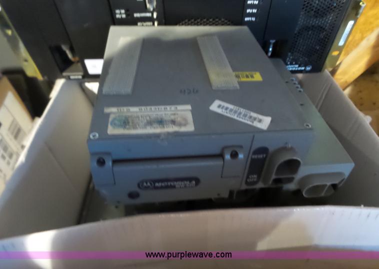 image for item BR9165 Radio equipment, approx 1,500 items