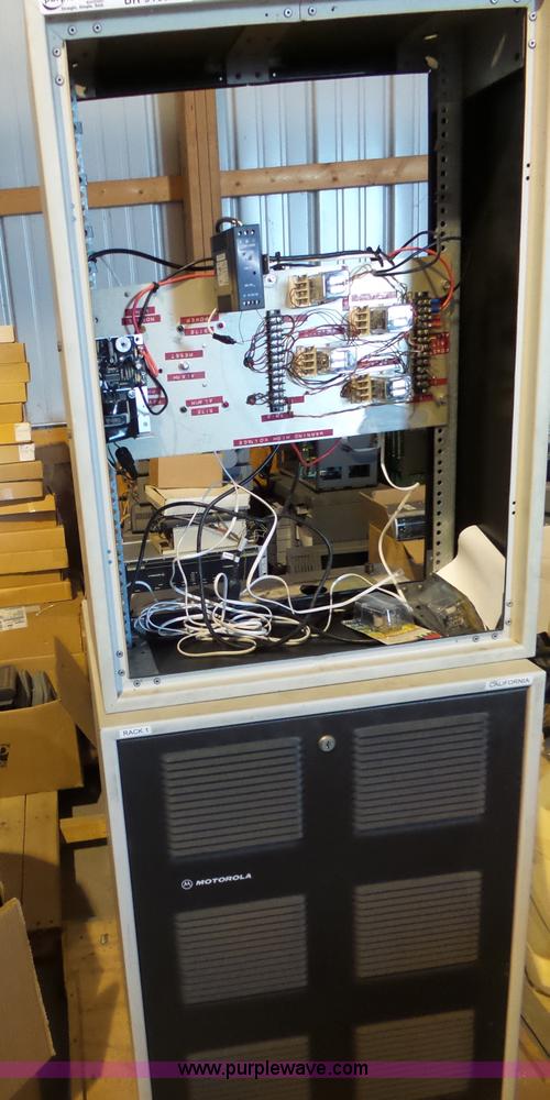 image for item BR9165 Radio equipment, approx 1,500 items