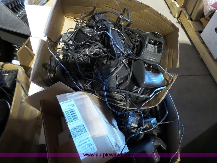 image for item BR9165 Radio equipment, approx 1,500 items