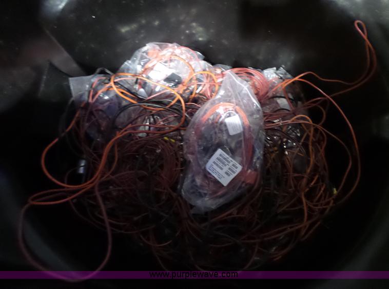 image for item BR9165 Radio equipment, approx 1,500 items