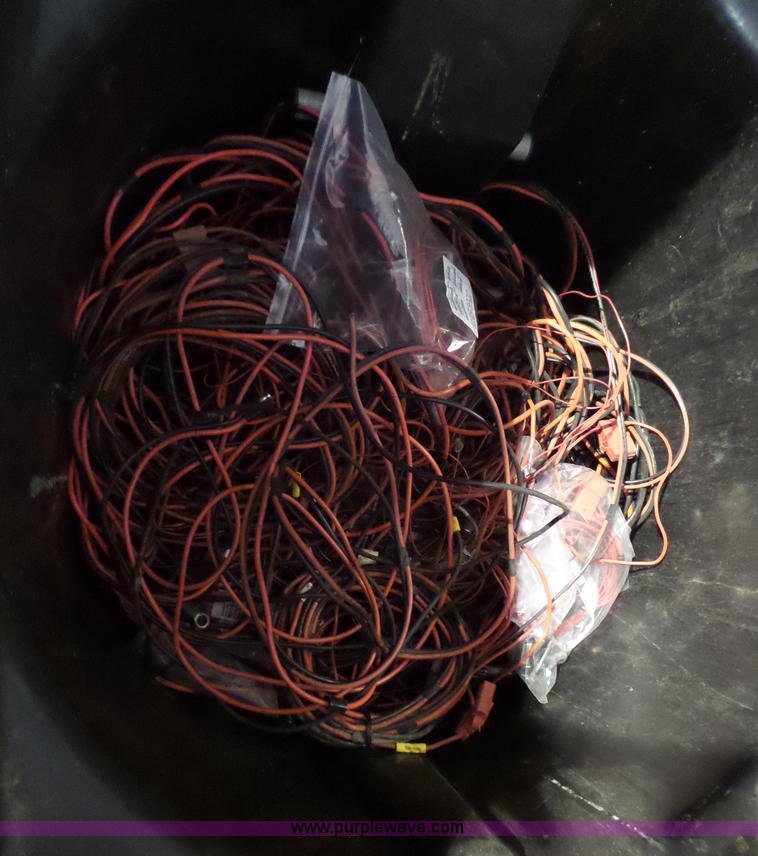 image for item BR9165 Radio equipment, approx 1,500 items