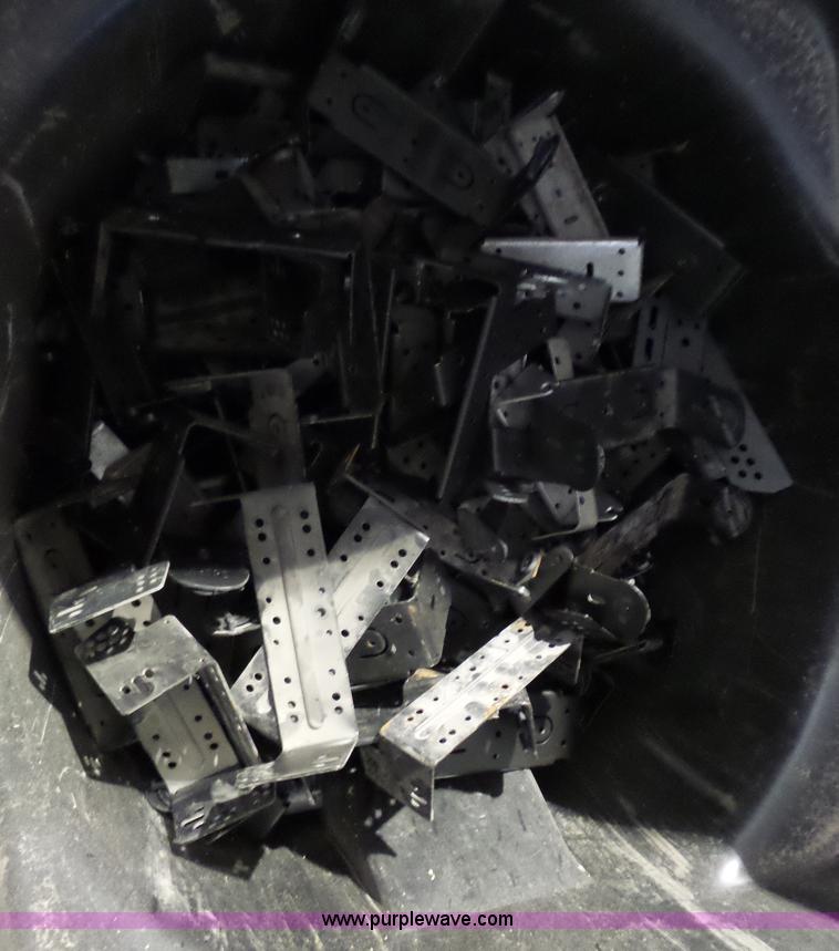 image for item BR9165 Radio equipment, approx 1,500 items