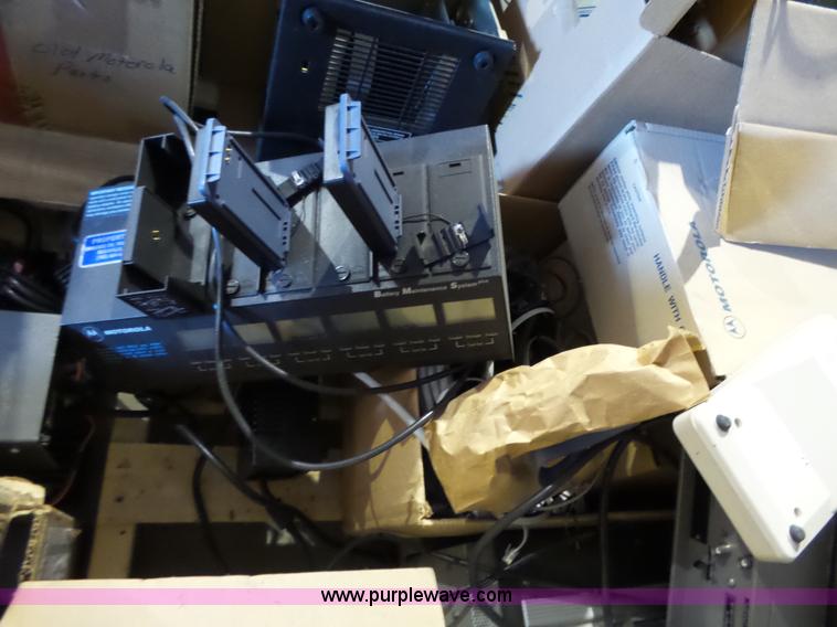 image for item BR9165 Radio equipment, approx 1,500 items