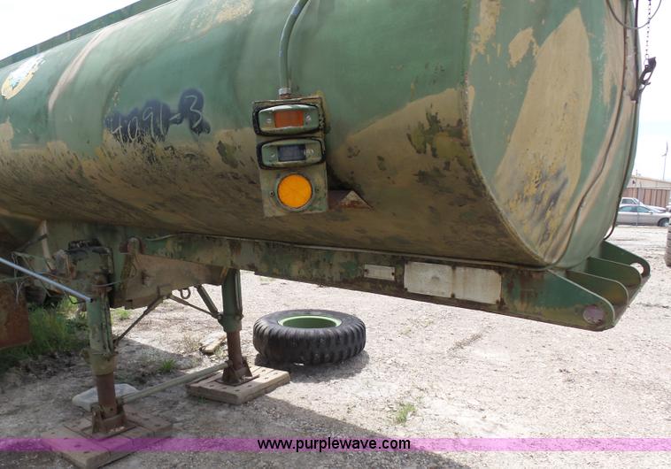 image for item BR9339 1967 tank trailer
