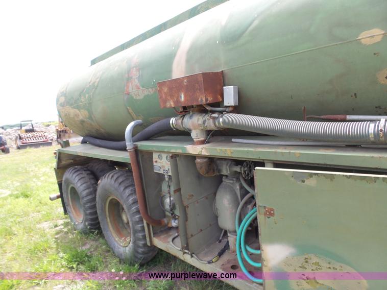 image for item BR9339 1967 tank trailer