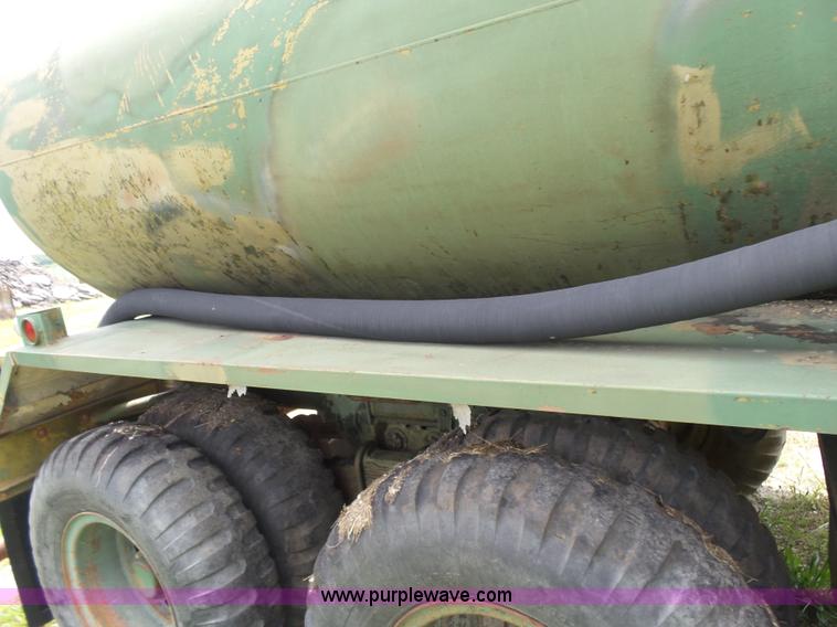 image for item BR9339 1967 tank trailer