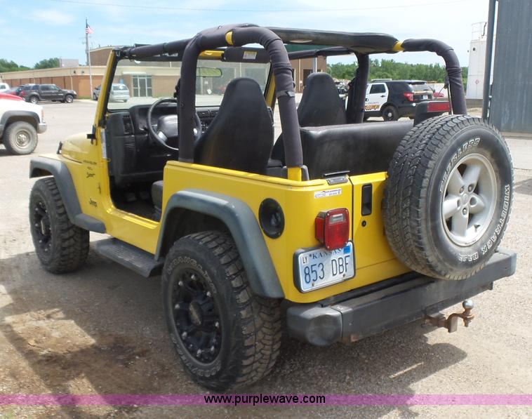 image for item BR9340 2001 Jeep Wrangler Sport SUV