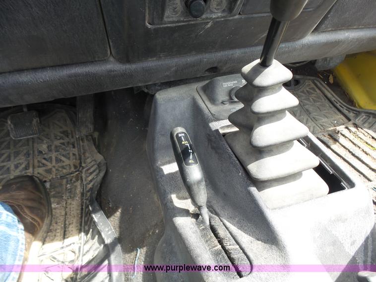 image for item BR9340 2001 Jeep Wrangler Sport SUV