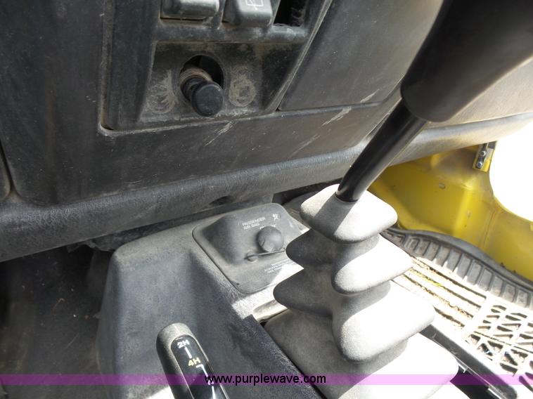 image for item BR9340 2001 Jeep Wrangler Sport SUV