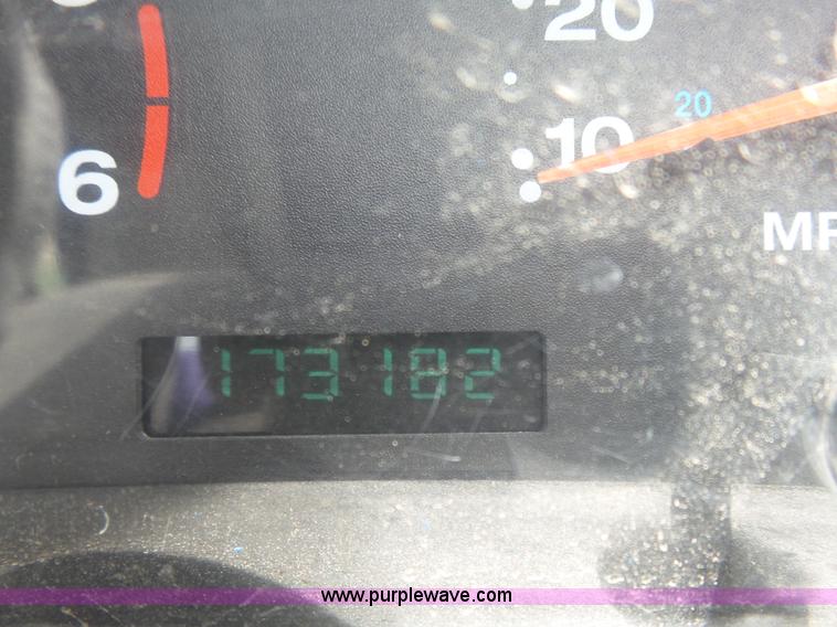 image for item BR9340 2001 Jeep Wrangler Sport SUV