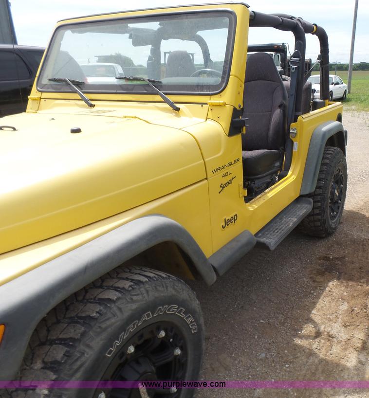 image for item BR9340 2001 Jeep Wrangler Sport SUV