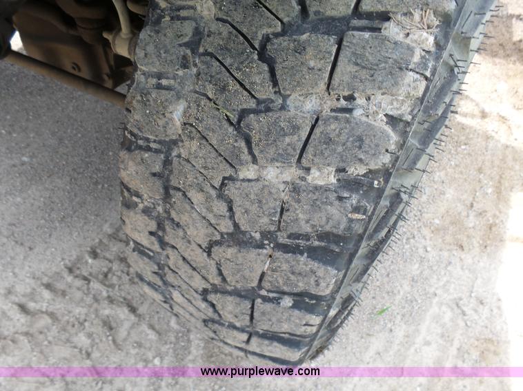 image for item BR9340 2001 Jeep Wrangler Sport SUV