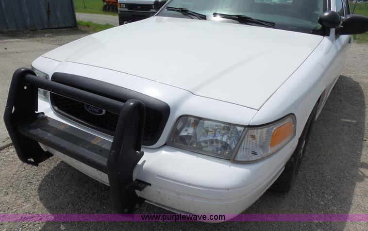 image for item BR9341 2011 Ford Crown Victoria Police Interceptor