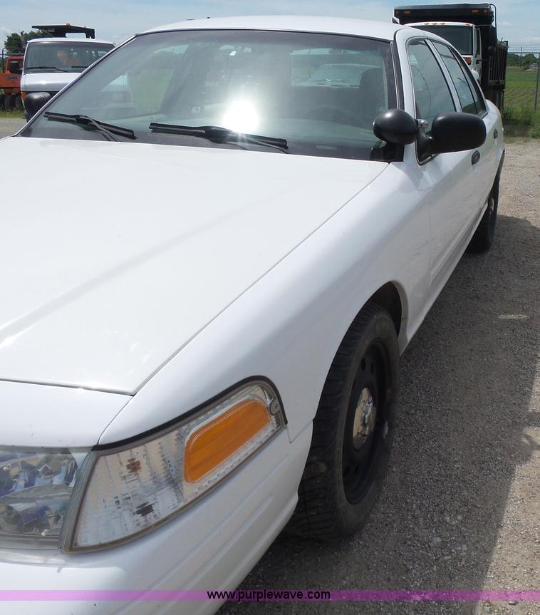 image for item BR9341 2011 Ford Crown Victoria Police Interceptor