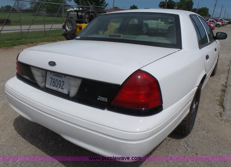 image for item BR9341 2011 Ford Crown Victoria Police Interceptor