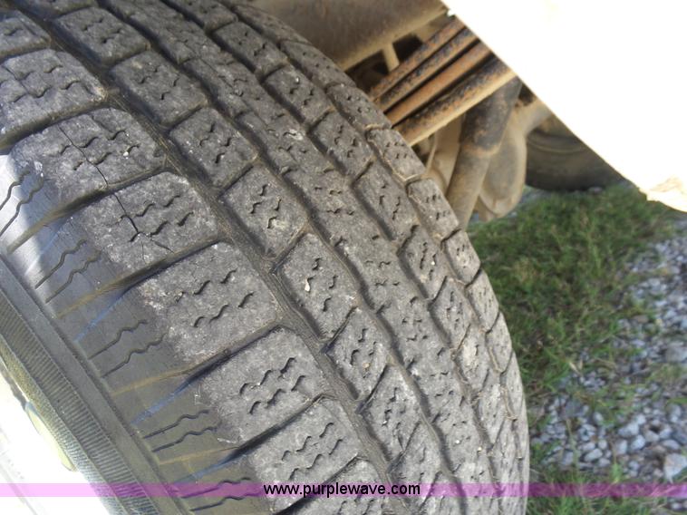 image for item BZ9580 1993 Chevrolet 1500 pickup truck