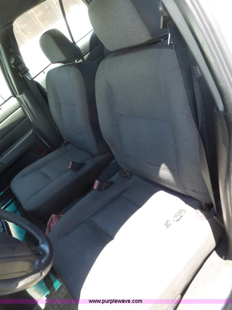 image for item BZ9581 2004 Ford Crown Victoria Police Interceptor
