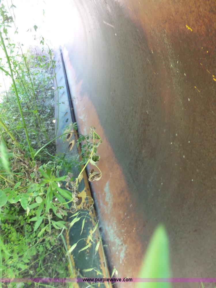 image for item BZ9582 1985 International S1700 dump truck