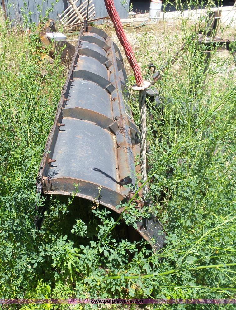 image for item BZ9582 1985 International S1700 dump truck