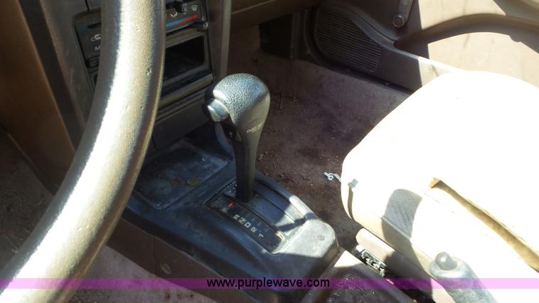 image for item CD9958 1992 Nissan Sentra