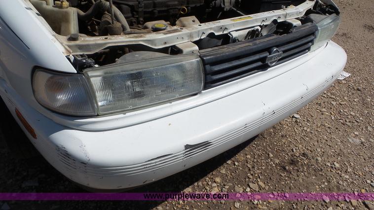 image for item CD9958 1992 Nissan Sentra