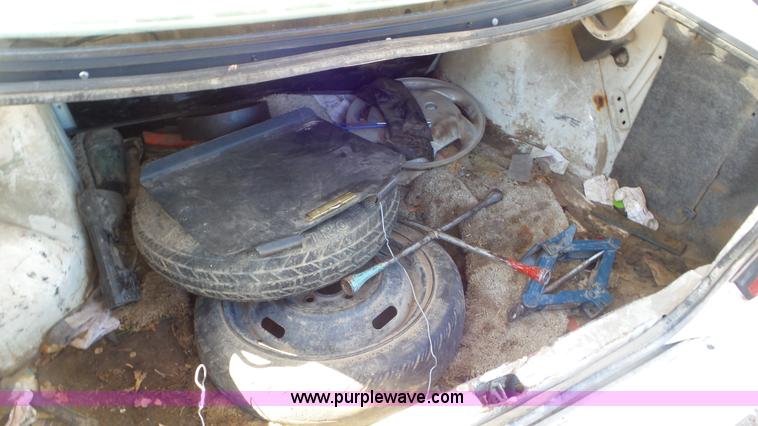 image for item CD9958 1992 Nissan Sentra