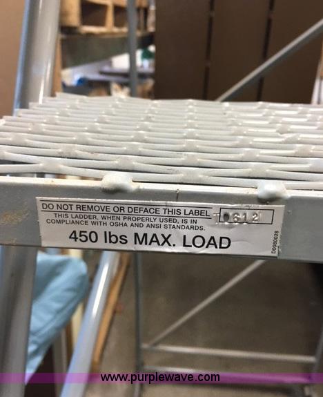 image for item F1466 Eight step rolling ladder