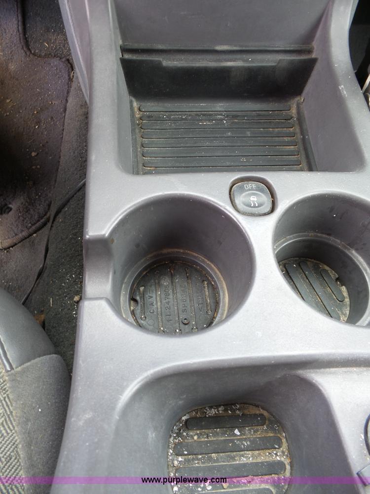 image for item J4051 2005 Ford Explorer SUV