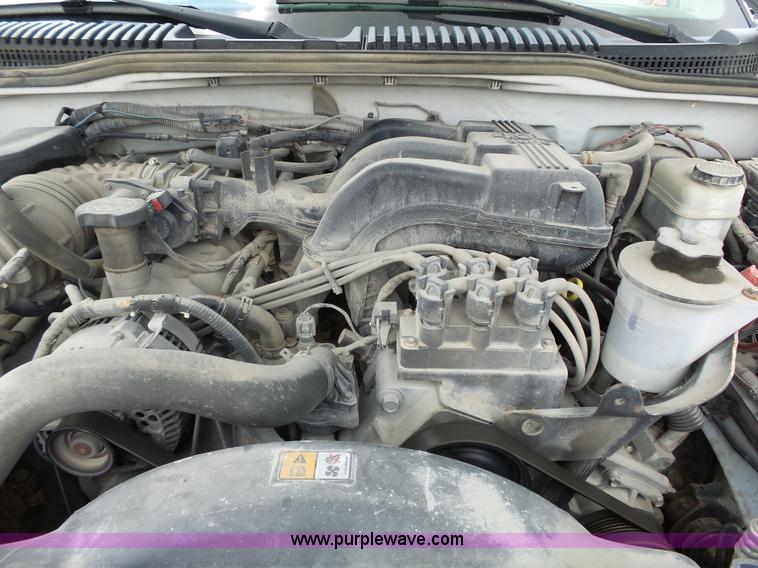 image for item J4051 2005 Ford Explorer SUV