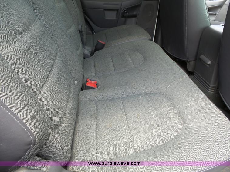 image for item J4051 2005 Ford Explorer SUV