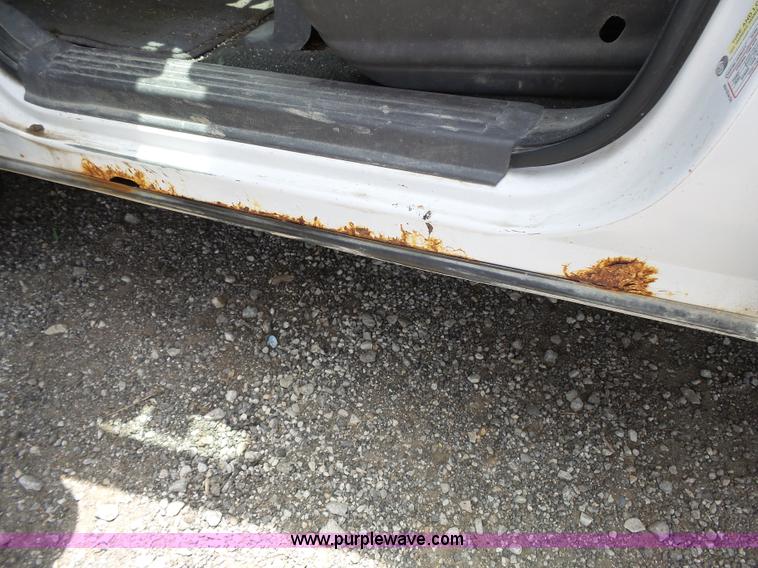 image for item J4051 2005 Ford Explorer SUV