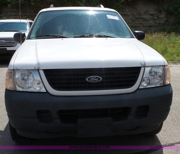 image for item J4055 2005 Ford Explorer SUV