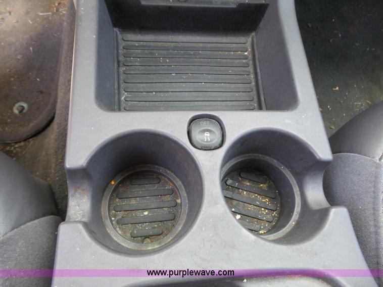 image for item J4055 2005 Ford Explorer SUV