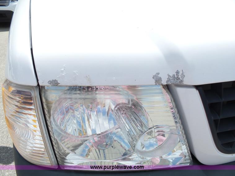 image for item J4055 2005 Ford Explorer SUV