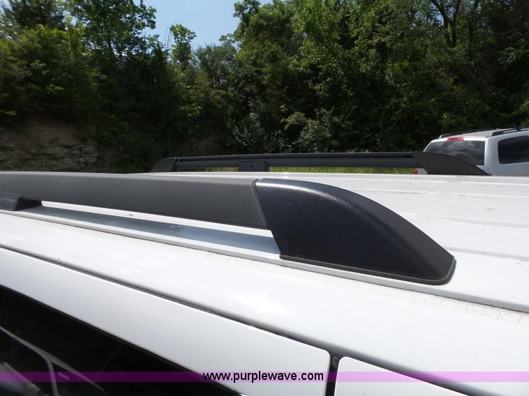 image for item J4055 2005 Ford Explorer SUV