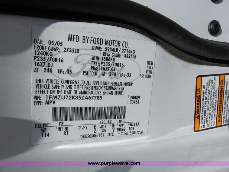 image for item J4055 2005 Ford Explorer SUV